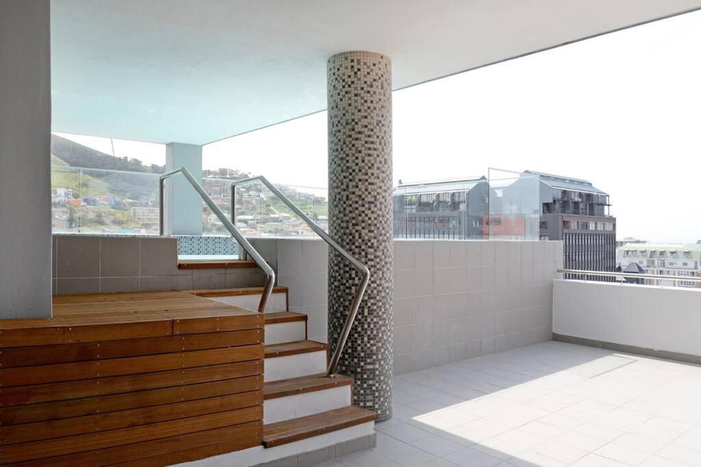 Apartment Skylar - The Sentinel Cape Town